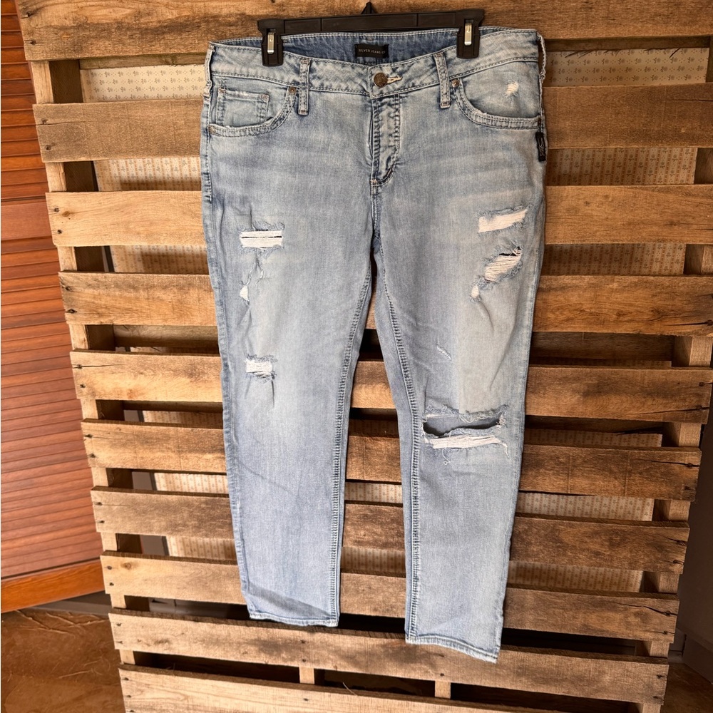Silver Jeans Boyfriend Fit in Light Blue
